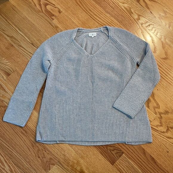 Lou & Grey V-neck Purple Lavender Sweater - Picture 3 of 5